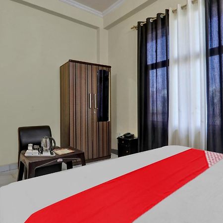 Super Hotel O New A V Hospitality Chinhat Экстерьер фото